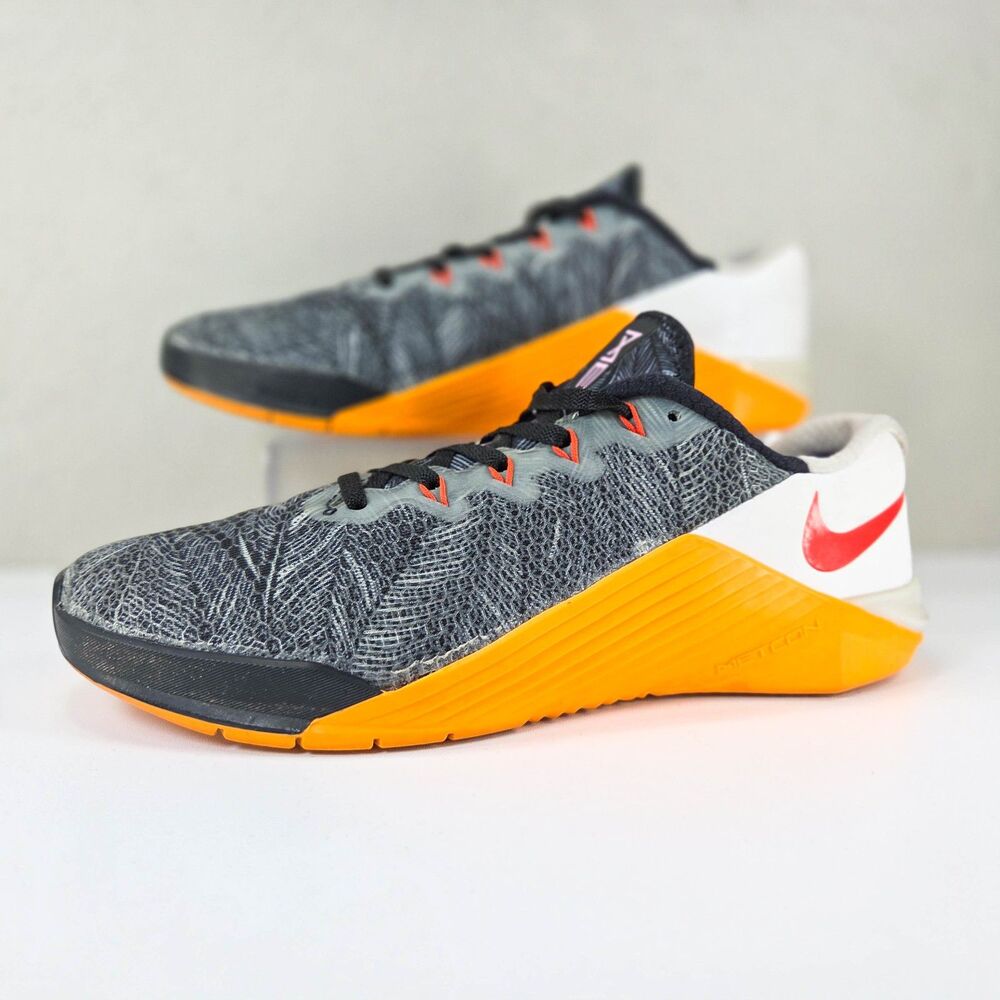 Nike Metcon 5 Black Laser Orange Training Shoes AO2982-081 Women's Sz 8.5
